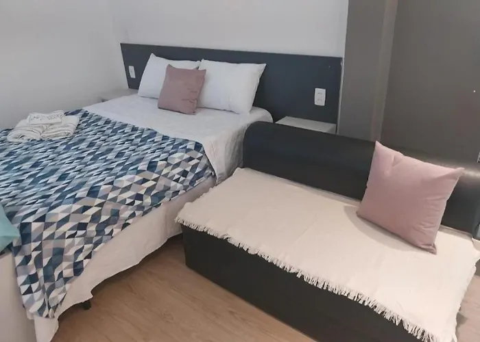 Belo Apartamento Turiassu
